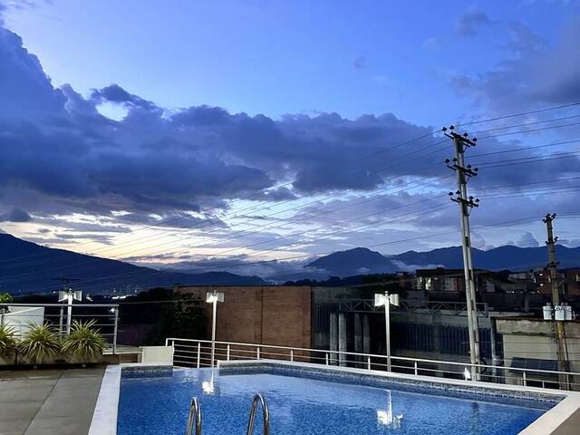 #42 - Townhouse para Venta en Naguanagua - G - 2