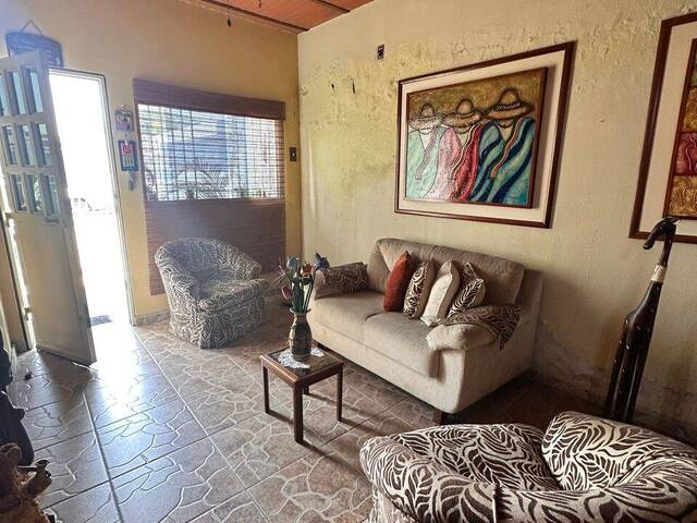 #116 - Casa para Venta en Valencia - G