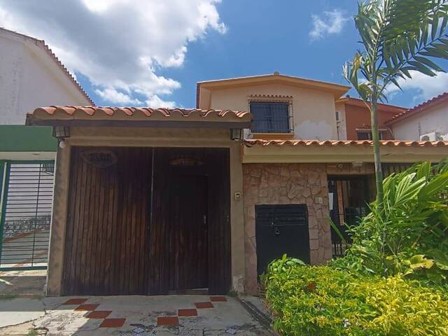 #145 - Casa para Venta en Valencia - G - 1