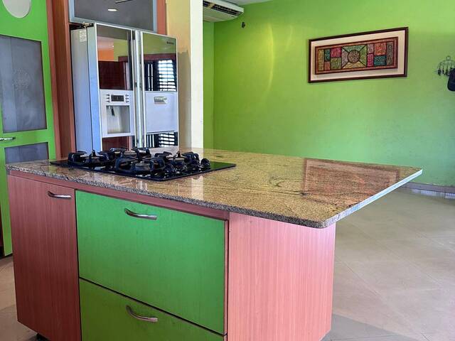 #200 - Casa para Venta en Valencia - G - 2