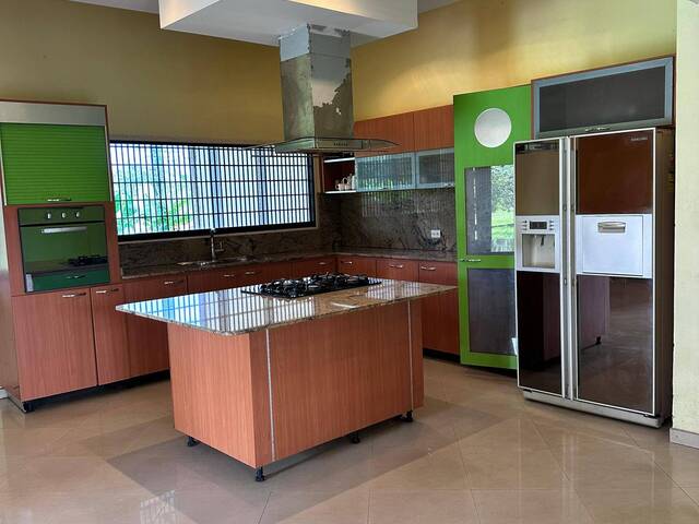 #200 - Casa para Venta en Valencia - G - 1